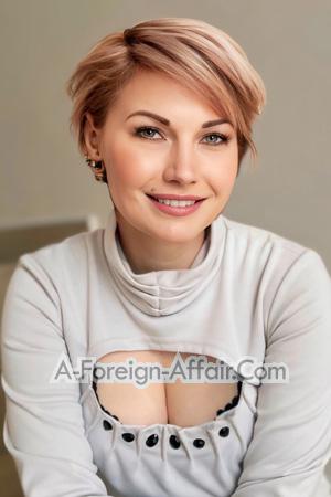 222917 - Svitlana Age: 40 - Ukraine