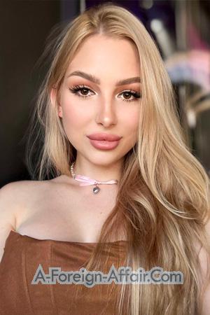 224862 - Karyna Age: 22 - Ukraine