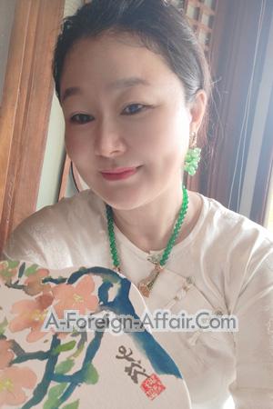 224926 - Lily Age: 53 - China