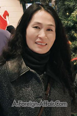 225798 - Hong Age: 51 - China