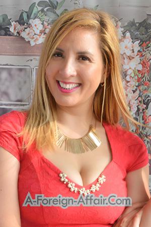 226550 - Andrea Age: 36 - Peru