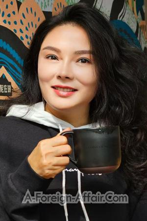 226733 - Lily Age: 48 - China