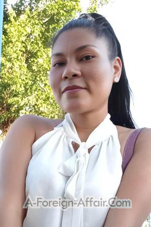 227516 - Ingrid Age: 26 - Peru