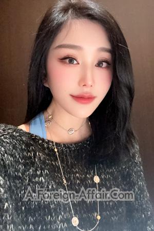 228023 - Ruyi Age: 51 - China