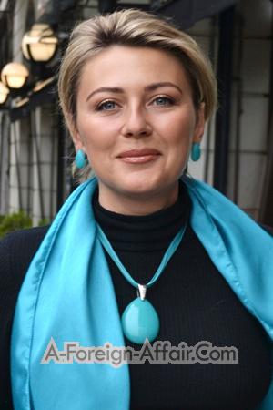 229073 - Yuliia Age: 50 - Argentina